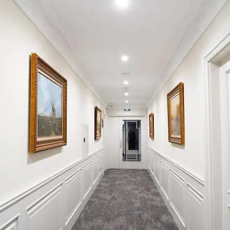 Отель Vizualiza By Hmg