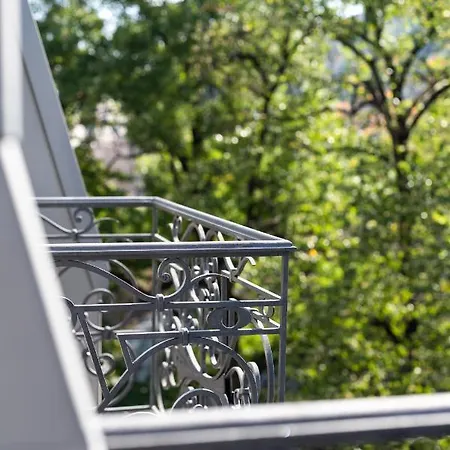 Hotel Vizualiza By Hmg 5*