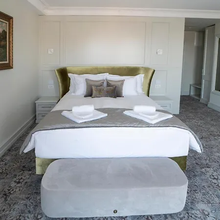 Vizualiza By Hmg Hotel 5*