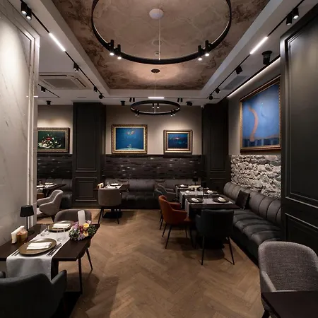 Vizualiza By Hmg Hotel 5*