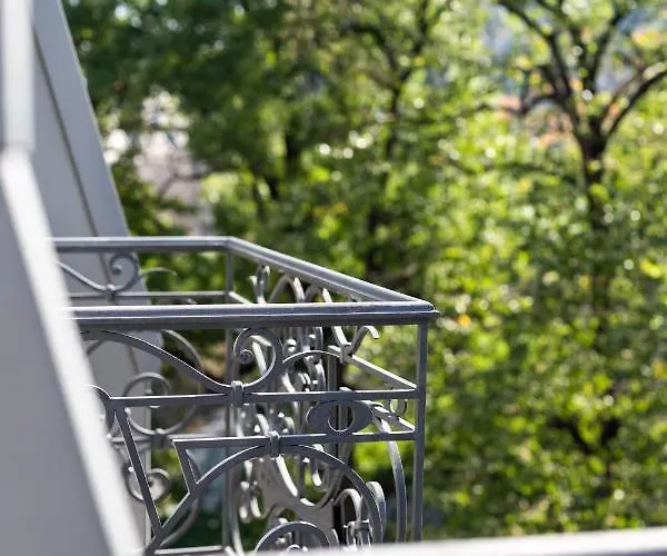 Hotel Vizualiza By Hmg 5*