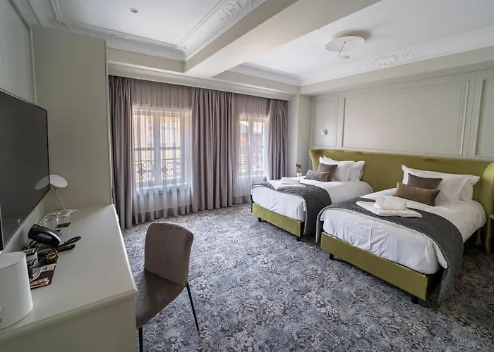 Vizualiza By Hmg Hotel 5*